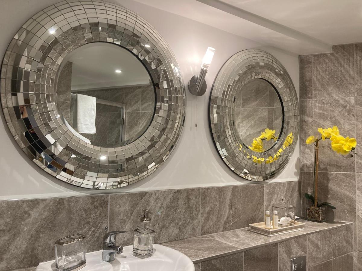 Streamside Apartments Yeovil Ngoại thất bức ảnh