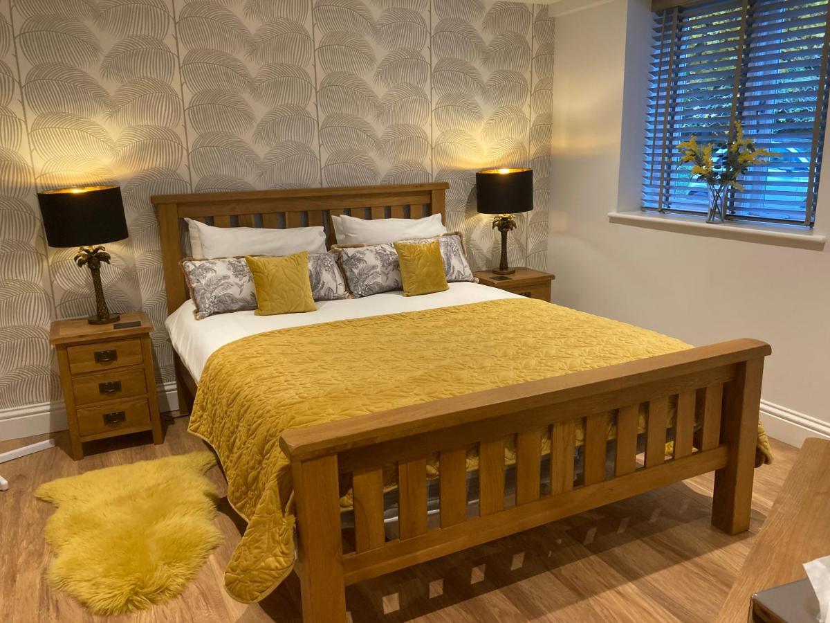 Streamside Apartments Yeovil Ngoại thất bức ảnh