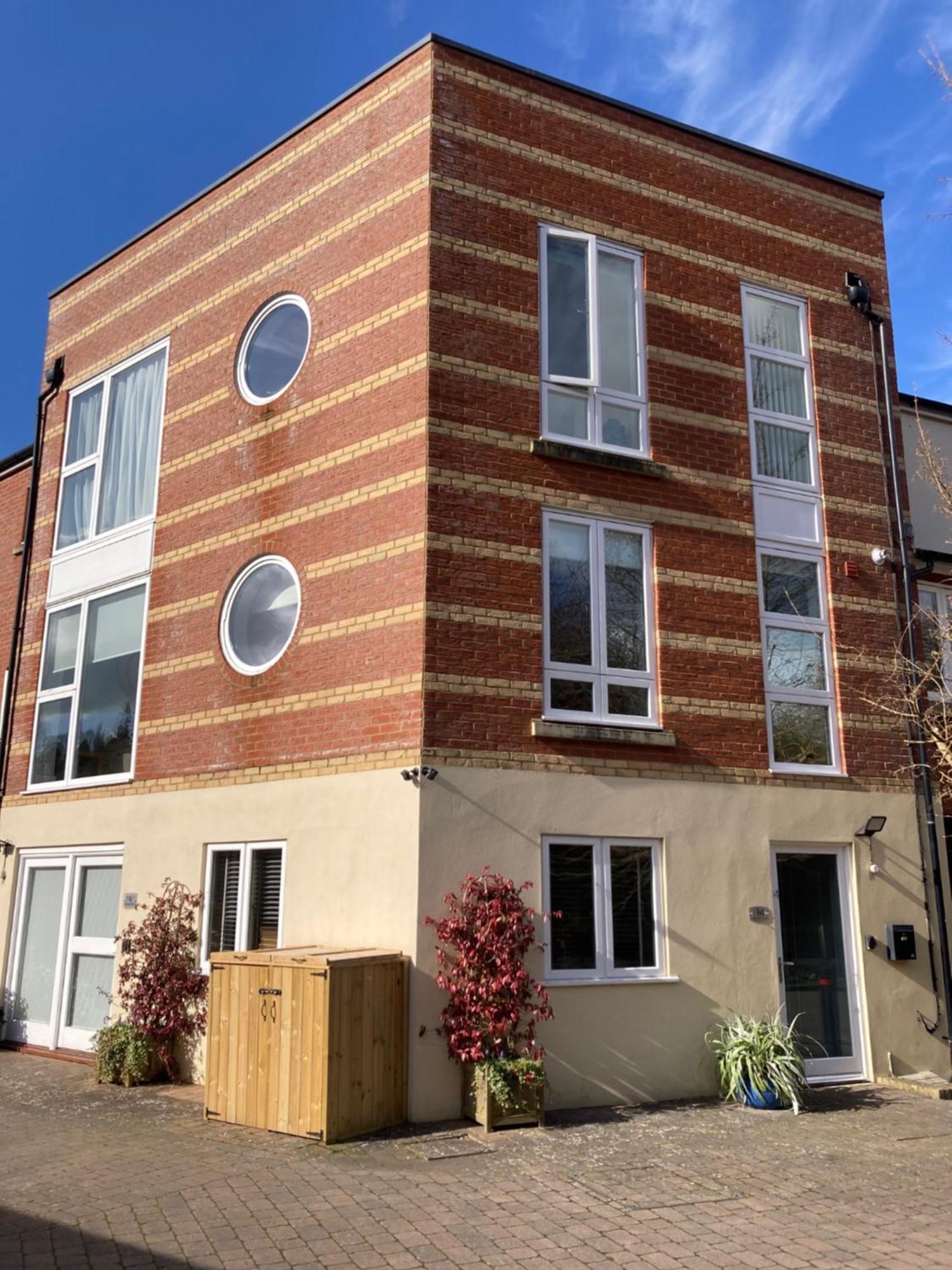 Streamside Apartments Yeovil Ngoại thất bức ảnh