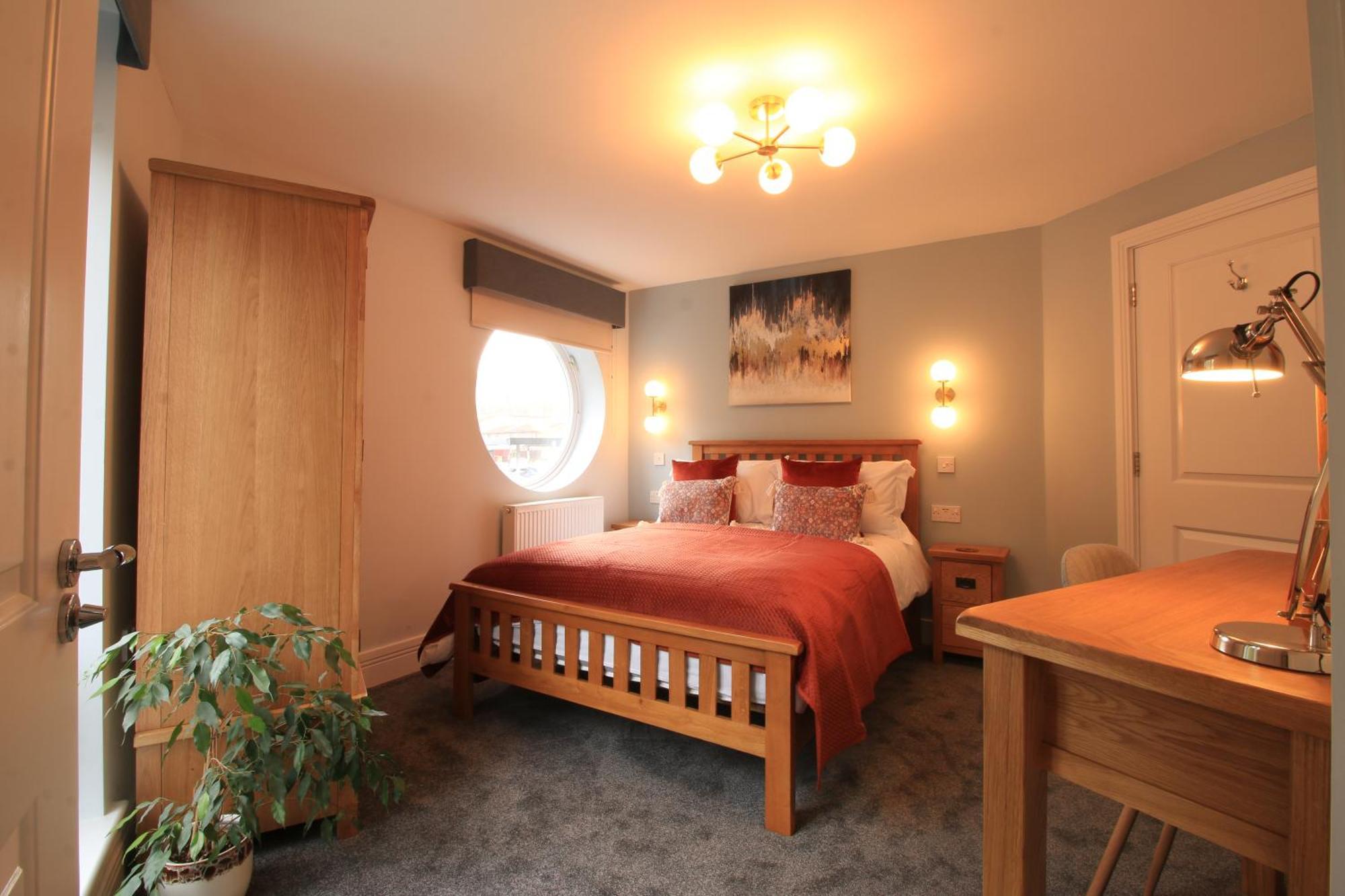 Streamside Apartments Yeovil Ngoại thất bức ảnh