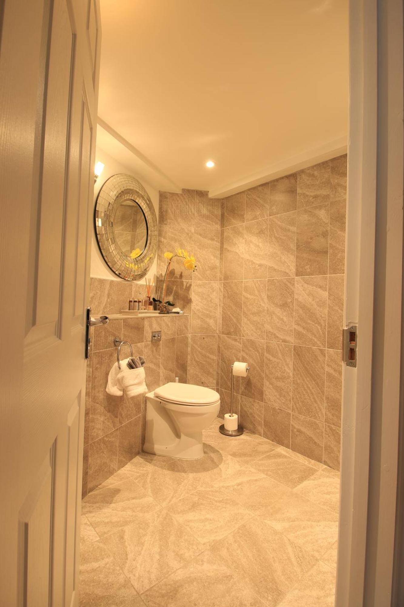 Streamside Apartments Yeovil Ngoại thất bức ảnh