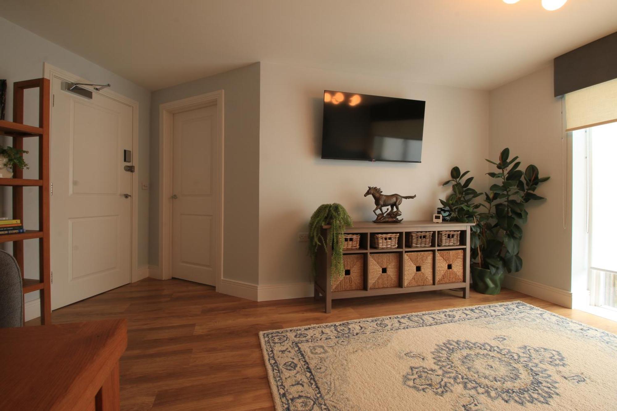 Streamside Apartments Yeovil Ngoại thất bức ảnh