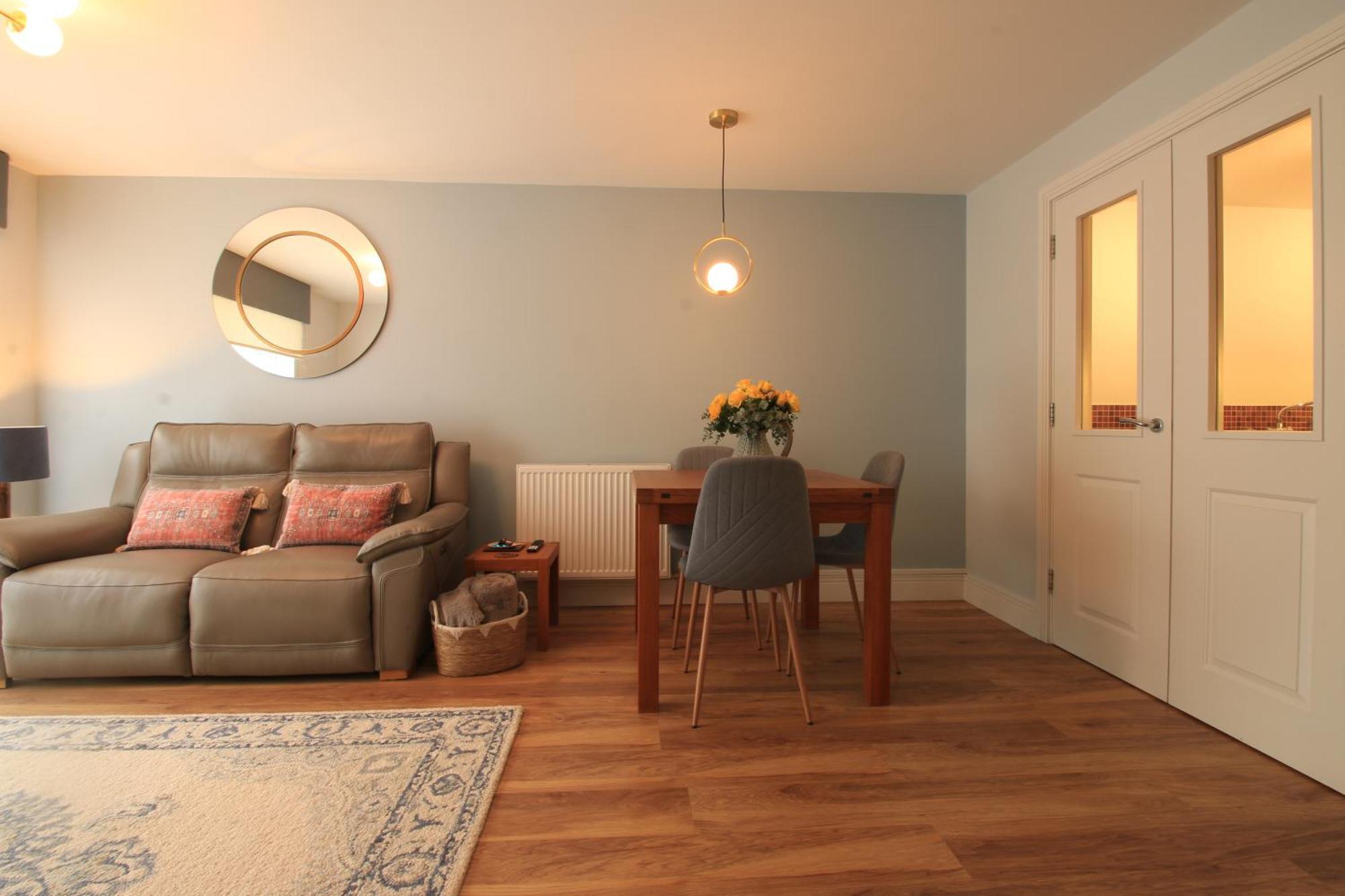 Streamside Apartments Yeovil Ngoại thất bức ảnh
